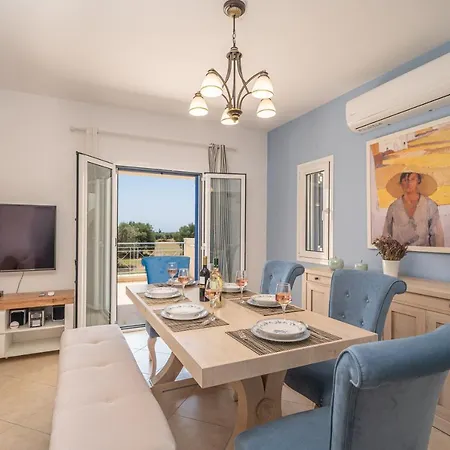 בית נופש Elaionas 2 In Svoronata! סבורונטה