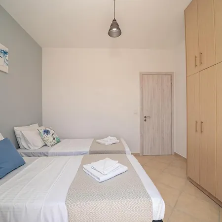 Elaionas 2 In Svoronata! 度假居