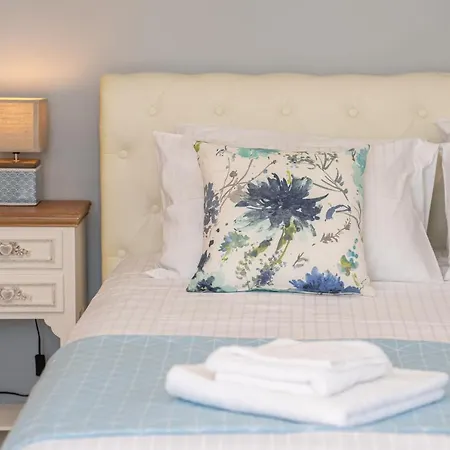 Elaionas 2 In Svoronata! Casa vacanze *